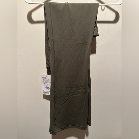 Lululemon groove shr flare pants nulu size 10 army green - Picture 2 of 3